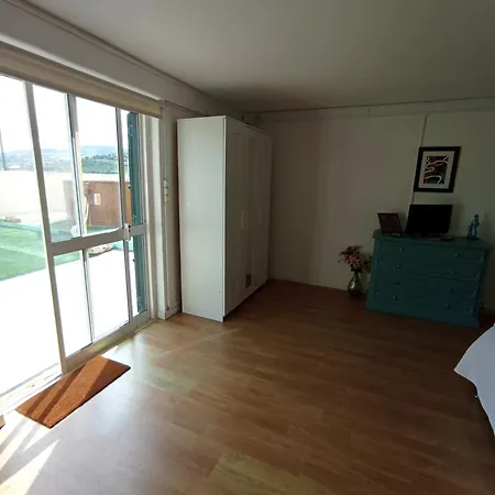 Sossego E Tranquilidade-valley Guest House-perto De Lisboa-estacionamento A Porta Do Bauernhof Arruda dos Vinhos